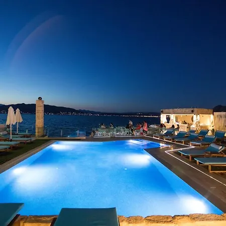 Aianteion Bay Luxury & 3*