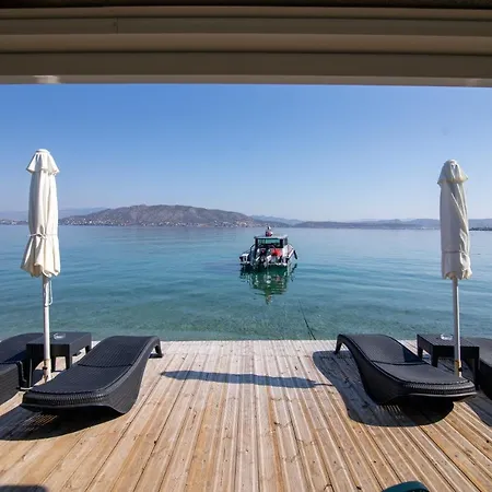 Aianteion Bay Luxury & 3* Aiandion