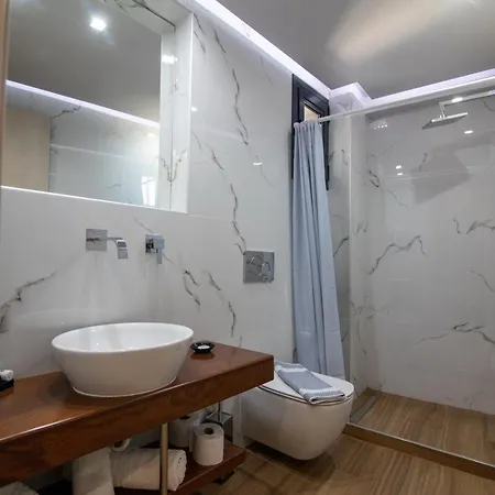 מלון Aianteion Bay Luxury & Aiándion
