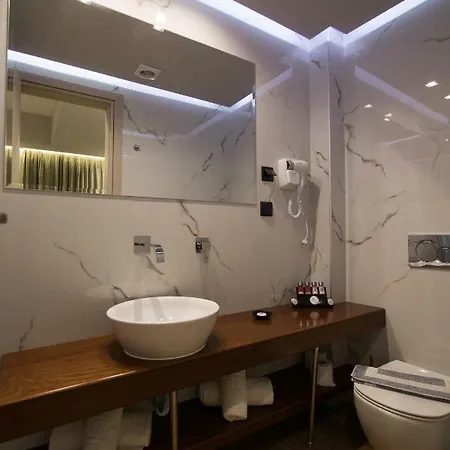 Aianteion Bay Luxury & מלון 3*