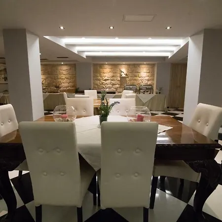 Aianteion Bay Luxury & 3* Aiandion