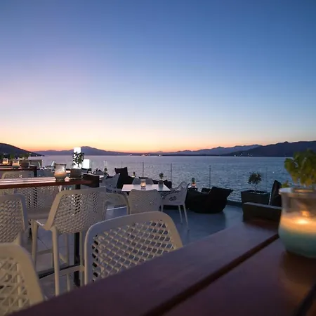 Aianteion Bay Luxury & Hotel 3*
