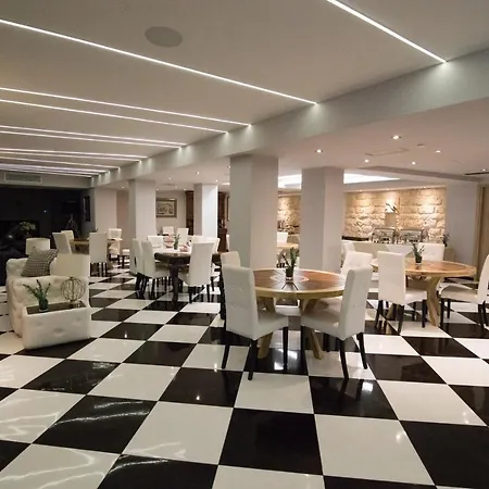 Aianteion Bay Luxury & Hotel 3*